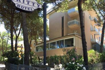 בית מלון כפרי Kitty