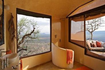 هتل Saruni Samburu