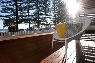 Bujerum Apartments On Burleigh