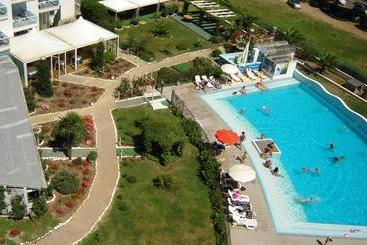 هتل Elena Club Resort