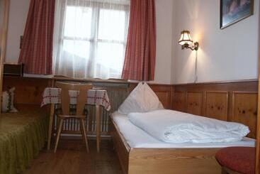 Bed and Breakfast Pension Graber Krimml