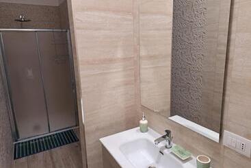پانسیون Mare Fuori   Stanze Con Piscina