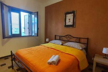 تختخواب و صبحانه Casa Di Mitri
