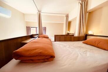 Dreamy Nomads Hostel日月潭背包客