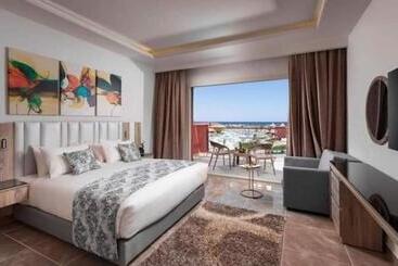 Hawaii Hotels & Blend Club Resort&sea Jul&