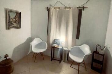 بنسيون Hostel La Escondida 094625953