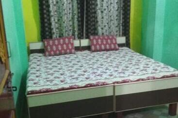 פנסיון Vaishnavi Paying Guest House