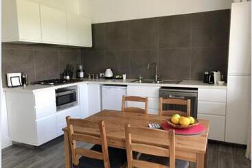 Appleyard Bed And Breakfast