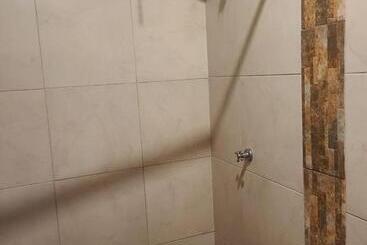 هتل آپارتمان Hostería San Luis Mindo