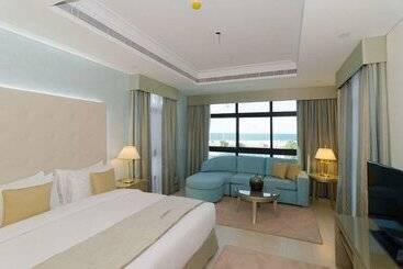 Hotel Roda Beach Resort