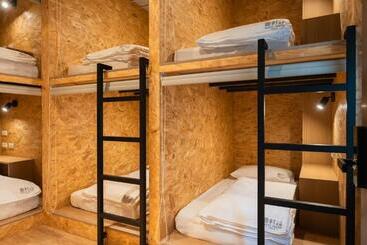 هاستل 1954 Guest House