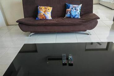 公寓式酒店  Homestay Pangsapuri Simfoni 3br 7pax Kuah Langkawi