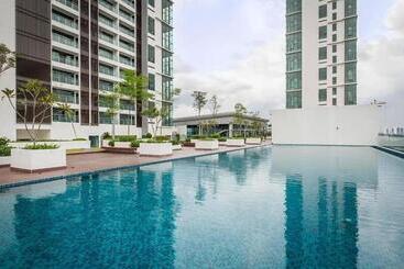 펜션 Mha 26 Evo Suite Soho Bandar Baru Bangi Free Netflix N Wifi
