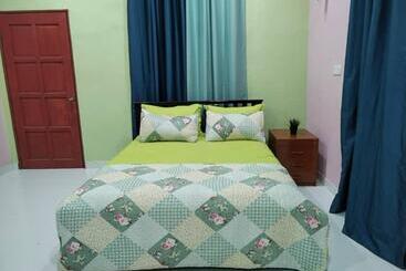 פנסיון Inap Desa 1