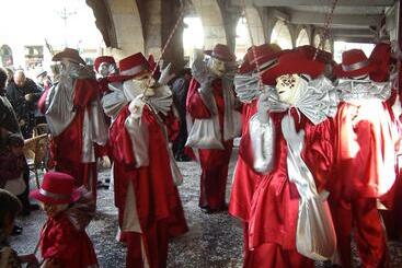 ベッドアンドブレックファースト Les Bruyeres Chambre D Hôte De Charme Calme Assuré