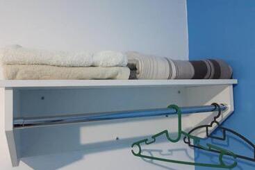 פנסיון The Cave