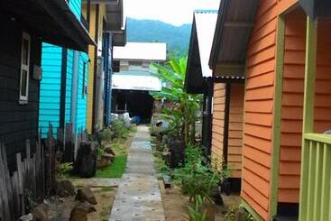 استراحتگاه Beach Shack Chalet   Garden View Aframe Big Unit