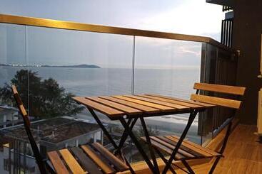 شقة فندقية Timur Bay Seafront Residence Kuantan