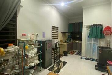 بنسيون Rk Asiana Homestay, Kemaman