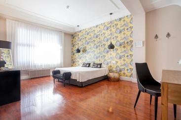 تختخواب و صبحانه Hi Valencia Boutique