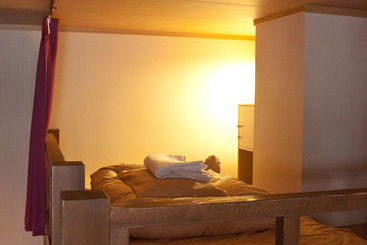 هتل Jhoppers Hida Takayama Guesthouse