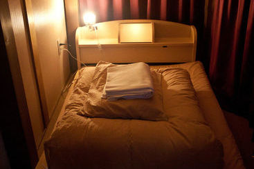 هتل Jhoppers Hida Takayama Guesthouse