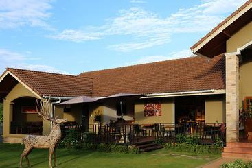 هتل Corner Spa Resort