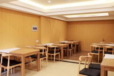 هتل Greentree Inn Liaoning Dalian Wangjia Qiao Business