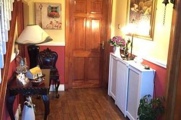 Maureen's Bed And Breakfast