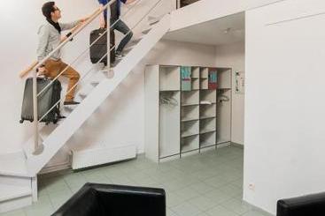 Jacques Brel Youth Hostel