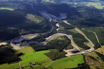 酒店 Hôtel Francorchamps Pitlane Lodge