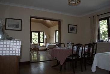 Old Orchard Lodge B&b