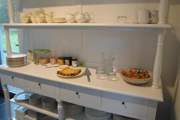 تختخواب و صبحانه Maison d'hôtes La Lavandière