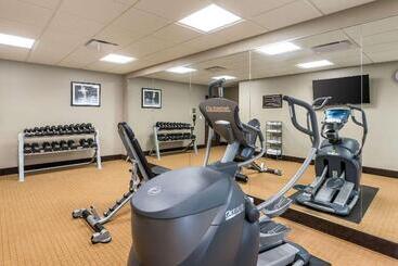 هتل Sleep Inn & Suites West Des Moines Near Jordan Creek