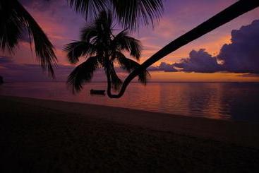 هاستل Beachouse Resort