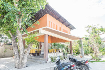 هتل Kampoeng Nelayan Resto And Villa