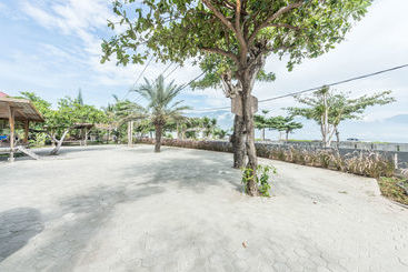 هتل Kampoeng Nelayan Resto And Villa