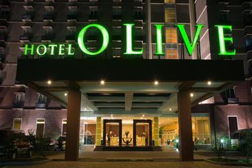 هتل Olive