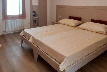 فندق ريفى Dependance L Eremo