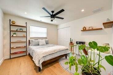 بيت ريفى Naples Duplex Home W/ Private Pool & Lanai!