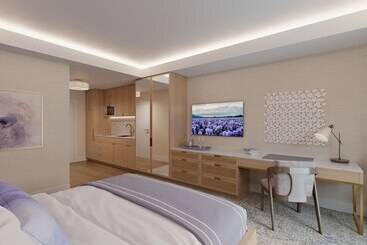 Iris Hotel Boston