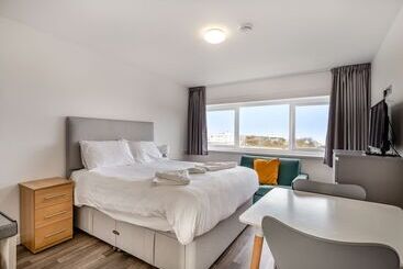아파트호텔 Late Rooms At North Devon Resort