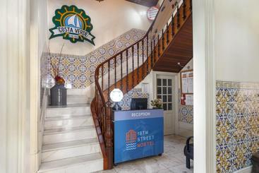 18st. Hostel