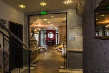 هتل Enira Spa