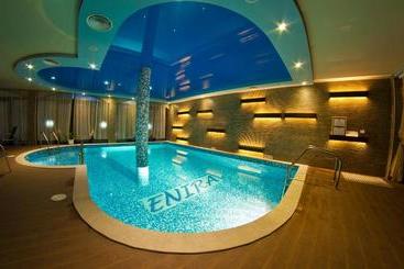 هتل Enira Spa
