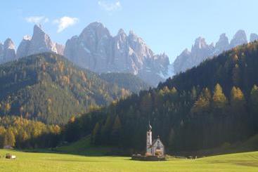 تختخواب و صبحانه Raschötzhof