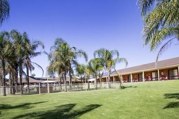מוטל Tocumwal Golf Resort