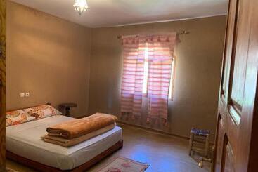 مبيت وإفطار Guest House Tigminou