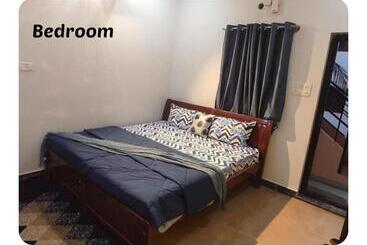 شقة فندقية Oak Shadows Inn