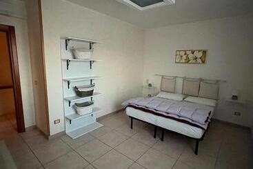 Bed and Breakfast Menandri